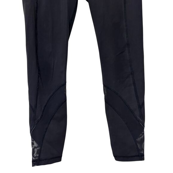 Lululemon Black Mesh Detail Leggings Sz 6 - Picture 4 of 8